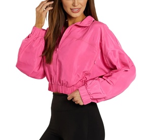 Veste coupe-vent personnalisée légère et courte avec fermeture éclair sur la taille Slim Fit pour femmes, tissu respirant de grande taille pour la course à la mode - Product Image 5