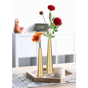 Jarrón de Metal chapado en oro y negro, decoración de Metal atemporal, florero personalizable, jarrón elegante personalizado para el hogar y la Oficina - Product Image 5