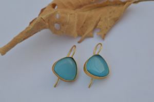 Pendientes de Botón de Diseño Nuevo con Circonita y Baño de Oro de 18k, Pendientes de Plata de Ley con Baño de Oro de 18k Hechos a Mano al por Mayor - Product Image 3