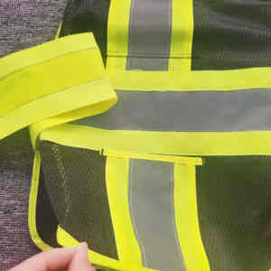 Chaleco de Seguridad Reflectante de Alta Visibilidad, Calidad Premium, ANSI Clase 2, Impermeable, con Luces LED, Multibolsillos, para Construcción y Seguridad - Product Image 6