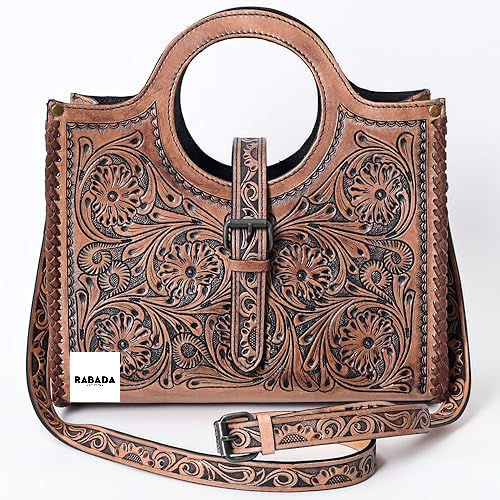 สีน้ำตาลเข้ม