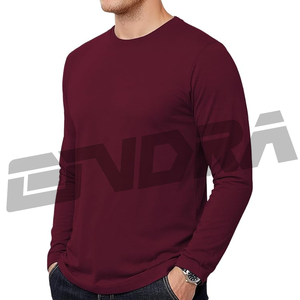 Camiseta lisa color granate de manga larga y cuello redondo para hombre, con ajuste moderno, tacto suave, para uso diario, estilo fresco y vibrante, diseño activo y listo para usar. - Product Image 2