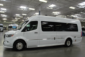 Camping-car de luxe classe GL <span class=keywords><strong>Airstream</strong></span> Interstate 24 2023 - Product Image 2