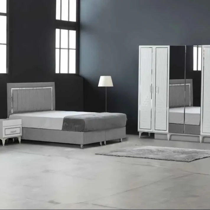 Juego de dormitorio de hotel Elite Muebles de estilo italiano Lujo Clásico Tamaño Queen Diseños de cama de madera Diseños de dormitorio dorado tallado Doble