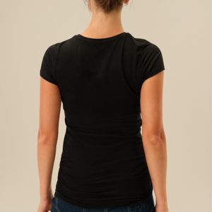 เสื้อยืดไม้ไผ่ออร์แกนิกระดับพรีเมียมสําหรับผู้หญิง | เครื่องแต่งกายที่มีความสําคัญต่อสิ่งแวดล้อม | นุ่ม ป้องกันแบคทีเรีย และสะดวกสบายสําหรับสวมใส่ตลอดทั้งวัน - Product Image 4