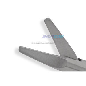 กรรไกรขนาดเล็กสแตนเลสสำหรับการผ่าตัดผ่านกล้องทางหน้าอก ใบมีดคมแบบตรง 1 ซม. ปลายทู่ ขนาดแกน 5 มม. ด้ามจับแบบวงแหวน ขนาด 6.5 นิ้ว (16.5 ซม.) - Product Image 5