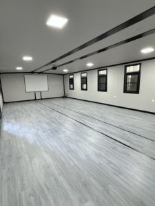 Pequeña Casa Contenedor Expandible de 20 Pies, Consumo de Energía de 12KW, Área de 27.5 Pies Cuadrados, Capacidad <span class=keywords><strong>para</strong></span> 2-4 Personas, Uso como Taller al Aire Libre - Product Image 3