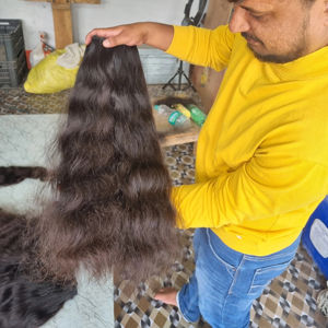 Extensiones de cabello ondulado indio de alta demanda, cabello ondulado oscilante de trama de templo de alta calidad con extremos individuales, cabello ondulado negro - Product Image 1