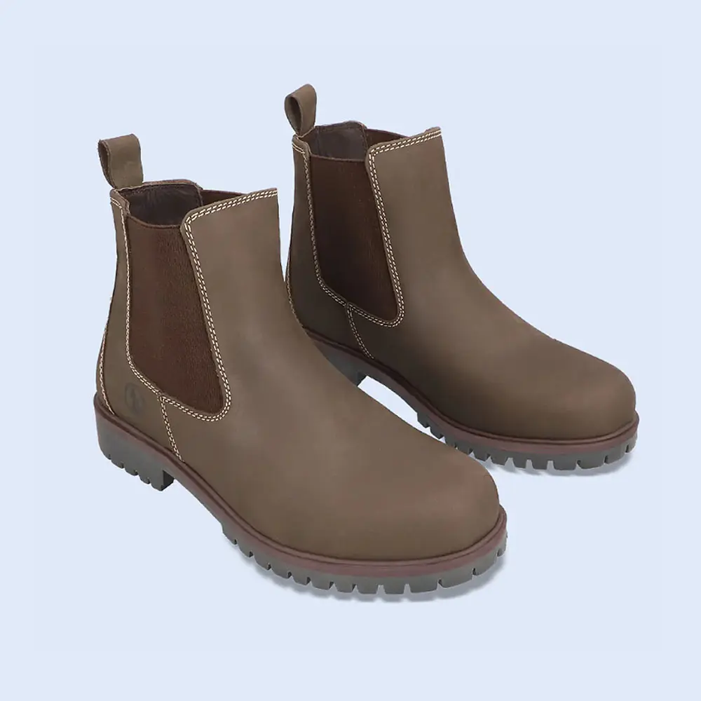 Bottines d'hiver élégantes en cuir véritable 2024 plates pour hommes avec logo personnalisé toutes les couleurs pour vêtements de cérémonie de qualité supérieure