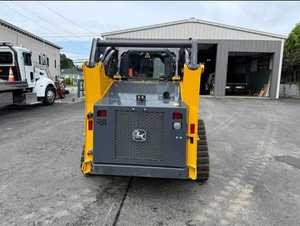 2022 John Deer 317G Tracked Skid Steer Loader Neuf et d'occasion Disponible - Product Image 4