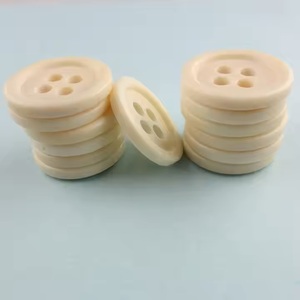 Boutons en os naturel à vendre Os de matière première authentique à vendre Quantité en vrac/Blancs de boutons en os de buffle - Product Image 3
