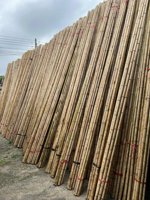 Grossiste au Vietnam Bâtiments de jardin bon marché Bâton de bambou Poteaux de bambou de grande taille Clôture de piquetage Portes de treillis Clôture de bambou de jardin