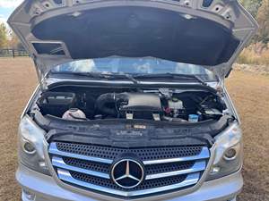 Mercedes-Benz Sprinter 3500 Airstream Interstate 2015 d'occasion, conversion de camping-car de luxe Airstream - Product Image 5