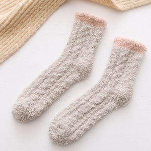 Dernier modèle de chaussettes athlétiques souples à séchage rapide et coupe ample Qualité supérieure Service OEM Prix de gros Chaussettes de bonneterie de haute qualité - Product Image 5