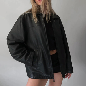 Veste en cuir pour femmes de style européen personnalisable OEM longue et grande taille en peau de mouton fabriquée au Pakistan - Product Image 1