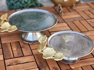 Base Redonda para Pastel de Metal Plateado con Adorno de Hojas de Ginkgo Doradas, Elegante Pedestal para Postres, Tamaño Personalizado para Bodas y Decoración del Hogar - Product Image 2