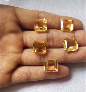 Citrine naturelle Coussin Pierre précieuse Pierre de naissance Bijoux personnalisés en acier inoxydable Or personnalisé 14x16mm IGI Certified High - Product Image 1