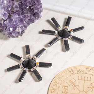 Pyramide Générateur d'Énergie en Tourmaline Noire pour la Guérison des Chakras et la Méditation – Vente en Gros - Product Image 1