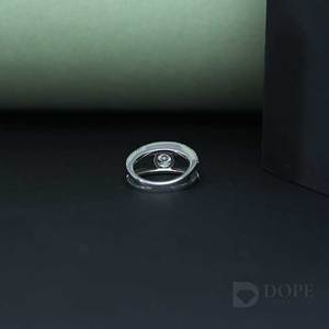 El mejor último diseño con diamante de forma redonda solitario y diamantes pequeños para damas en oro fino de 18 quilates - Product Image 4