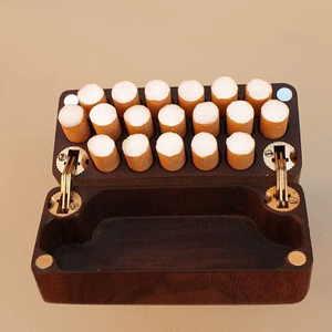 Étui à cigarettes en bois fait à la main, en bois naturel massif, porte-tabac avec finition lisse - Product Image 1