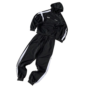 Ensemble de jogging à capuche avec logo personnalisé Survêtement de créateur pour homme à manches longues 100% survêtements en polyester pour l'hiver - Product Image 2