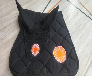 Almohadilla de sillín de salto de alta calidad con juego a juego, capó de oreja, orejas de algodón, almohadillas de Color negro multifuncionales personalizables, fabricante - Product Image 3