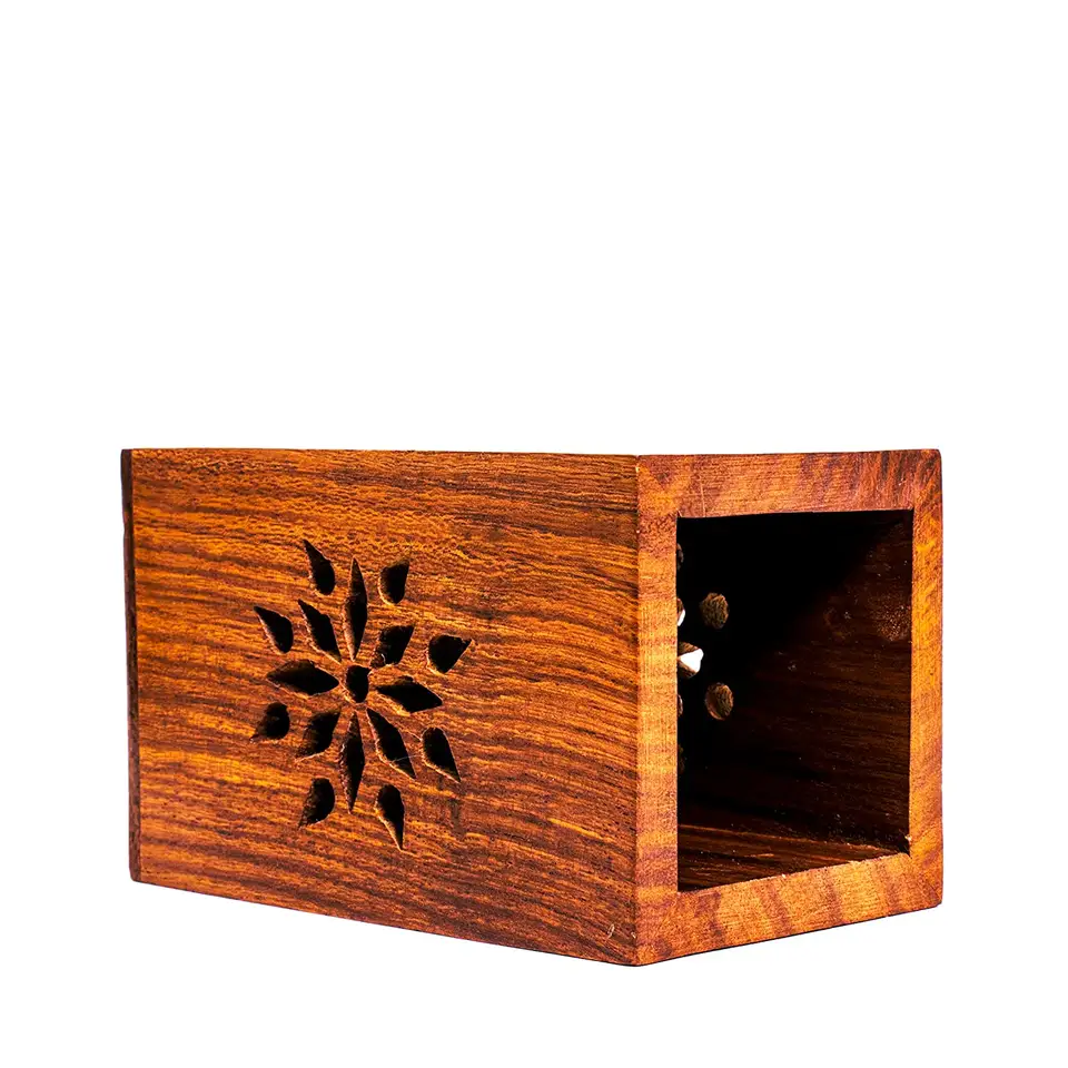 สีน้ำตาล