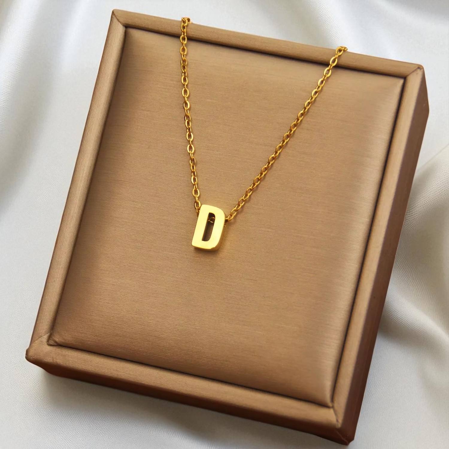 ตัวอักษร D