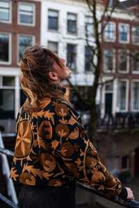 Chaqueta Bohemia de Lona con Bordado Suzani Hecha a Mano, Unisex, con Relleno de Plumón para Mujer, Regalo para Ella - Product Image 2