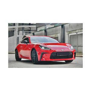 Toyota GR86 usado, entregado con un estilo agresivo y DRL LED. - Product Image 4