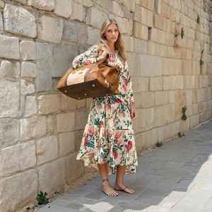 Robe maxi en coton fleuri, kimono bohème, robe d'été légère et fluide, tenue florale, cadeau idéal pour elle ou lui, anniversaire - Product Image 6