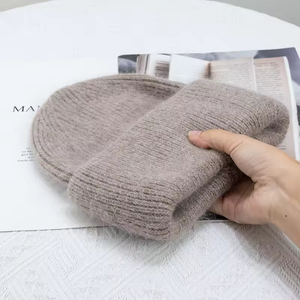 Gorro de Punto de Lana Gruesa con Pelo de Conejo 100% Acrílico, Estilo Vintage Coreano de Moda para Mujer, para Otoño e Invierno - Product Image 6