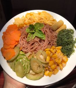 Nouilles de riz brun vietnamiennes de qualité supérieure, emballage en vrac, biologiques, sans gluten, végétaliennes, saines, sans OGM, pâtes séchées asiatiques, vente en gros - Product Image 3