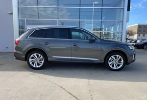 รถยนต์มือสองสภาพดี ปี 2024 Audi <span class=keywords><strong>Q7</strong></span> 55 Premium Plus พร้อมส่ง - Product Image 5