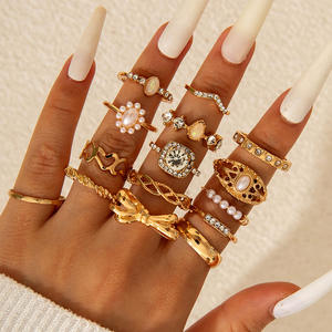 แหวนชุดฝังมุก ดีไซน์ไม่ซ้ำใคร ขายดี ชุบทอง/เงิน ลายบิดเกลียว รูปหัวใจ ผีเสื้อ รับผลิตตามแบบ ODM สำหรับงานแต่งงาน งานหมั้น ทำจากโลหะผสม - Product Image 5