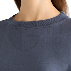 Sudadera extragrande corta de cuello redondo para mujer, de forro polar, manga larga, estilo casual urbano, top liso personalizable - Product Image 2