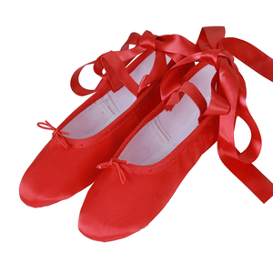 Chaussures pour filles Pantoufles de danse plates Chaussures de danse pour femmes adultes Chaussures de danse rouges classiques en cuir souple pour enfants - Product Image 1