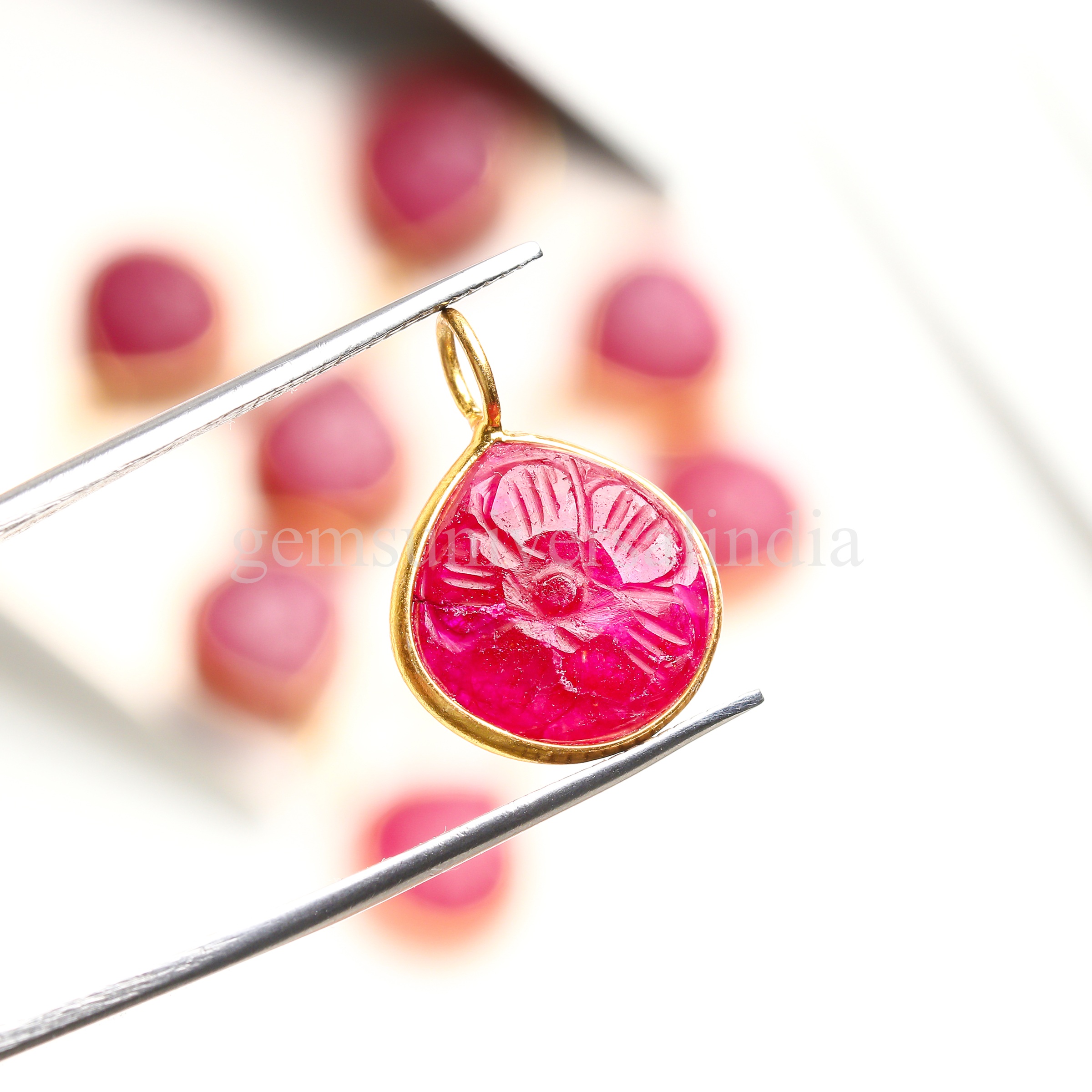 เช่นเดียวกับภาพ