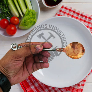 Juego de Cubiertos Vikingos Medievales de Acero Inoxidable y Cobre de Alta Calidad, Juego de Cubiertos de 5 Piezas, Juego de Cubiertos para Acampar, Juego de Cubiertos de Mesa Forjados a Mano - Product Image 5
