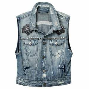 Chaleco de mezclilla para los hombres modernos Chaleco de mezclilla elegante vintage informal Un armario Esencial Desgastado Estilo fresco sin esfuerzo - Product Image 4