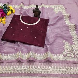 Sari de Diseño VASTRA COTTAGE, Tela con Forro Suave y Estampado, con Bordado Elegante, Lentejuelas y Trabajo Butti, con Blusa de Seda Suave en Contraste - Product Image 5