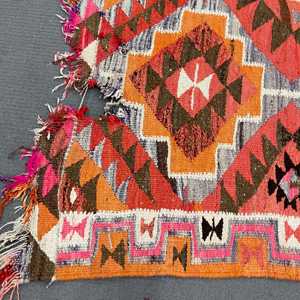 Alfombra Kilim Turca Vintage de 3.2x9.8 pies, Alfombra Persa de Lana Naranja - Product Image 5