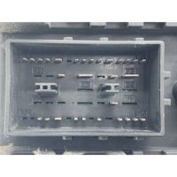Porte-fusibles et unité de commande électronique pour Land Rover Discovery Série III YQE500350 276DT Diesel 2720 (04>10)