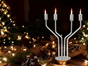"Encantador candelabro plateado de 3 brazos con diseño elegante perfecto para bodas o decoración del hogar agrega un toque de clase" - Product Image 6