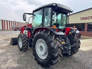 El NUEVO tractor Massey Ferguson 4707 cuenta con una transmisión de potencia para un rendimiento suave - Product Image 4