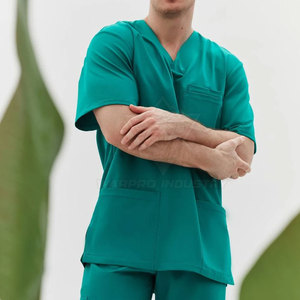 Uniforme d'hôpital pour hommes, léger et durable, avec chemise de travail à coupe flexible et pantalon cargo fonctionnel pour le travail quotidien - Product Image 3