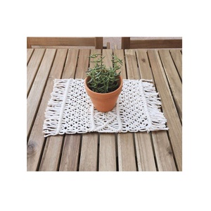 Mantel de macramé de algodón bohemio hecho a mano de la mejor calidad y posavasos tejido para mesa de comedor para café y bebidas - Product Image 2