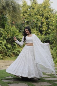 Dernier Designer Faux Georgette Séquence Fil Broderie Travail Lehenga Choli Par Fab Zone - Product Image 2