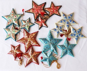 Juego de adornos navideños de estrella de 3 piezas hechos a mano, adornos navideños de papel mache - Product Image 1