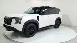 2025สำหรับ Nissan Armada PRO-4X 4WD เบาะหนังหุ้มพวงมาลัยซ้ายอัตโนมัติรุ่นใหม่